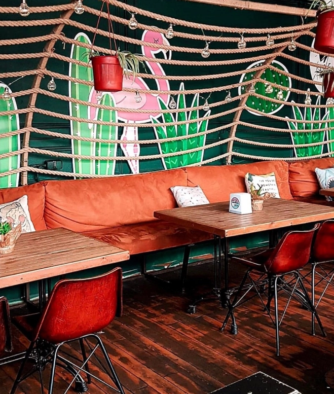 Ресторан Funky food в Краснодаре: Еда, Азиатская кухня, Заказ навынос, Постное меню, Европейская кухня, Заказ столиков, Итальянская кухня,