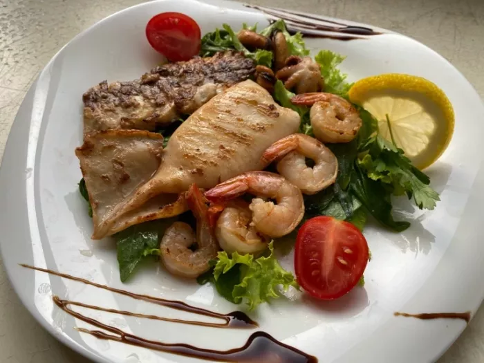 Кафе "Экватор".