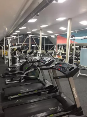 Спортивный клуб "Attic gym".
