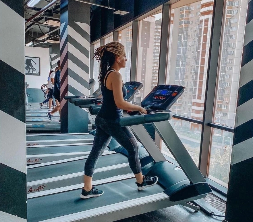 Фитнес-клуб Freedomgym в Москве: Разовые посещения, Аэробика, Боевые искусства, Йога, Пилатес, Стретчинг, Танцы, Фитнес для детей, Персональный тренер,