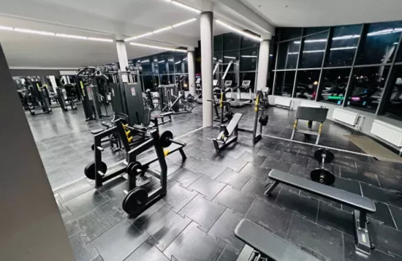 Фитнес-клуб "Freedomgym".