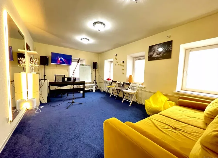 Студия вокала ReVoice в Москве: Гитара, Фортепиано, Вокал, Караоке, Музыка,