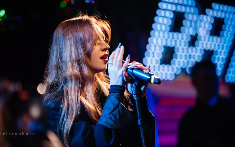 Студия вокала ReVoice в Москве: Гитара, Фортепиано, Вокал, Караоке, Музыка,