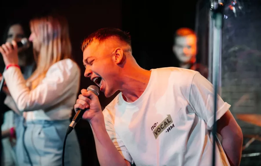 Студия вокала ReVoice в Москве: Гитара, Фортепиано, Вокал, Караоке, Музыка,