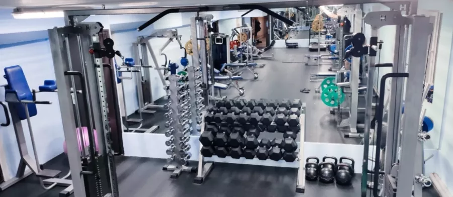 Тренажёрный зал Maximus в Москве: TRX тренировки, Тренер,