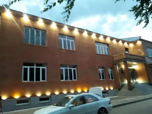 "Olympic Hotel" - отель в Гюмри.