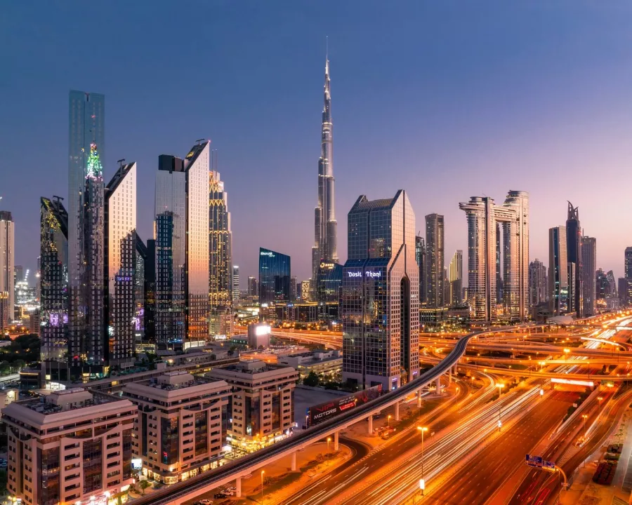 Отель Dusit Thani Dubai5* в Дубаи: Тайский отель, Пятизвездочный отель, Стильный отель , Комфортные номера , Конференц-зал, Ресторан,