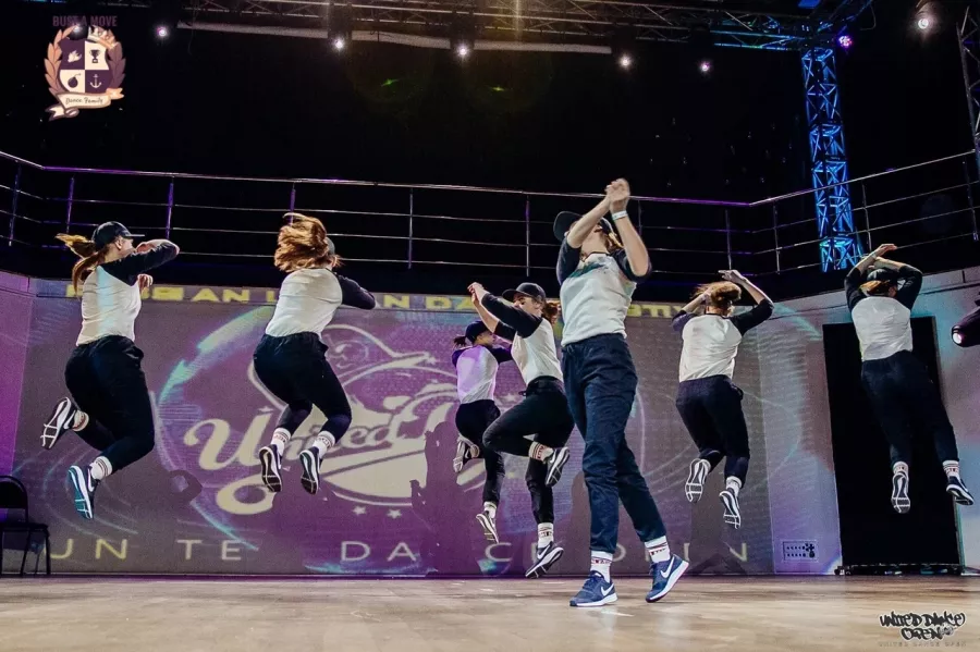 Школа танцев Bust A Move в Санкт-Петербурге: Хореография, Постановка Танца, Хип-хоп, Дети И Взрослые, Современные Танцы,