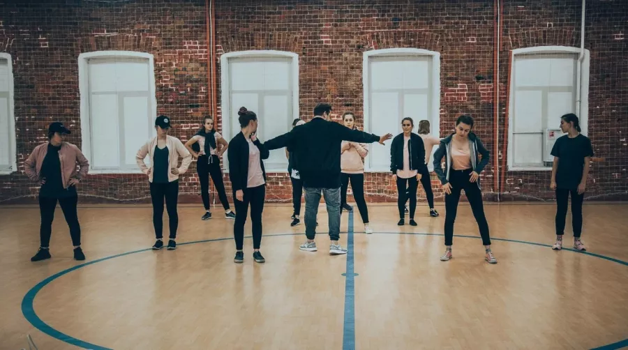 Школа танцев Bust A Move в Санкт-Петербурге: Хореография, Постановка Танца, Хип-хоп, Дети И Взрослые, Современные Танцы,