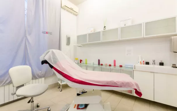 Cеть студий красоты и колористики "Salon N8 by Color Me".