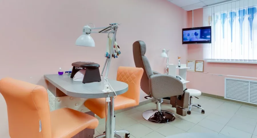 Салон красоты Эпатаж в Москве: Окрашивание, Стрижка, Солярий, Красота,