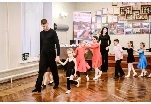 Школа танцев ArtDanceSpb  в  Санкт-Петербурге