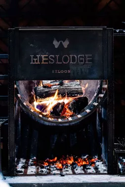 Американский ресторан "Weslodge Saloon"