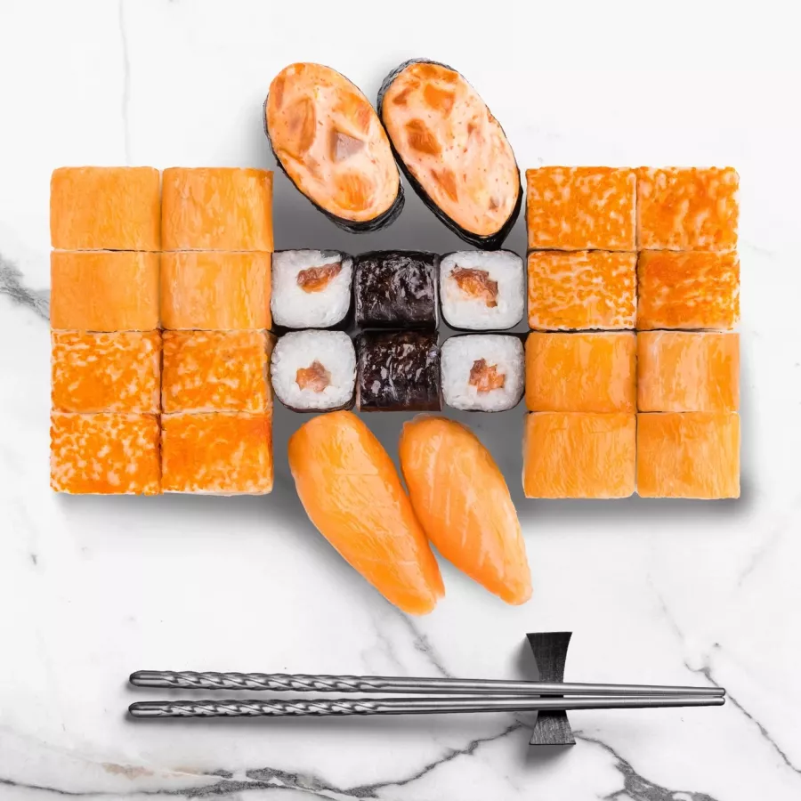 Кафе Om Nom Nom в Анапе: Паназиатская кухня, Завтрак, Доставка, Суши, Роллы, Пицца, WOK лапша, Онигири,