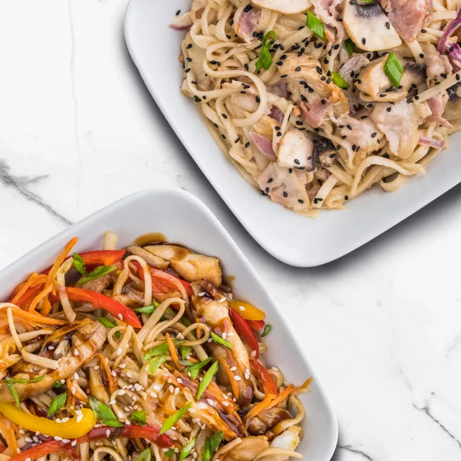 Кафе Om Nom Nom в Анапе: Паназиатская кухня, Завтрак, Доставка, Суши, Роллы, Пицца, WOK лапша, Онигири,