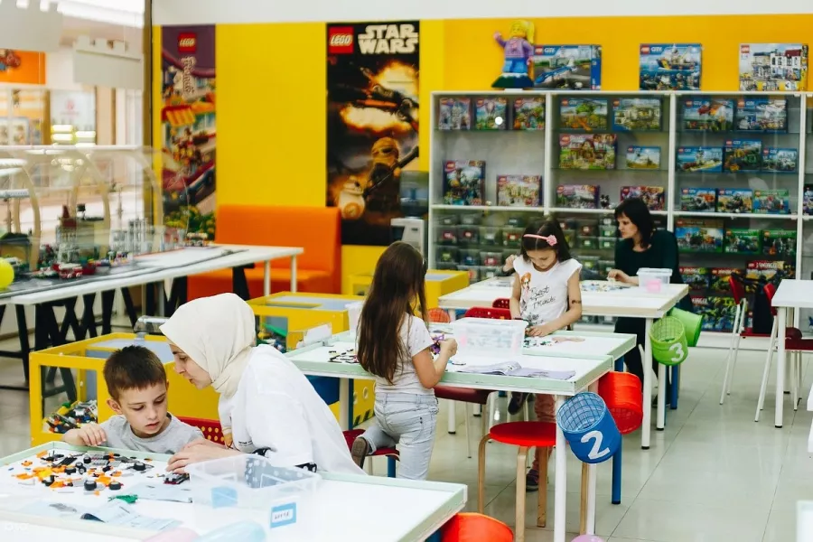 Развлекательный LEGO центр iQube на Крылатой в Краснодаре: Дети, Конструктов, Досуг, Развлечение, Развитие, Веселье,