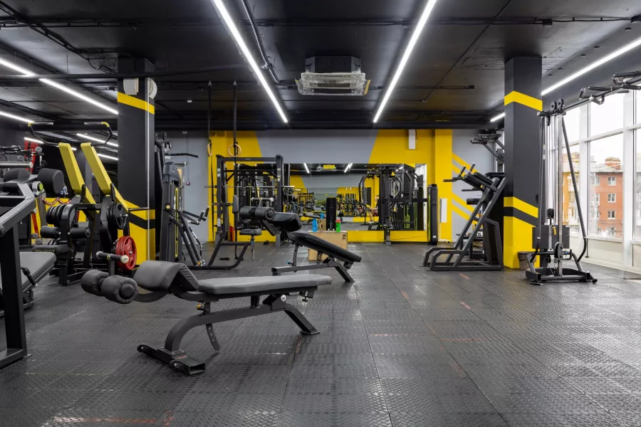 Спортивный клуб Мегаfitness в Краснодаре: Танцевальные программы, Кроссфит, Йога, Аэробика, Пилатес, Стретчинг,