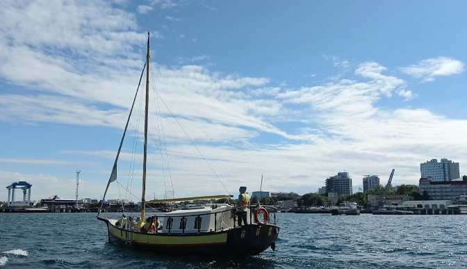 Морская рыбалка в Анапе в Анапе: Вода, Развлечение, Рыбалка,