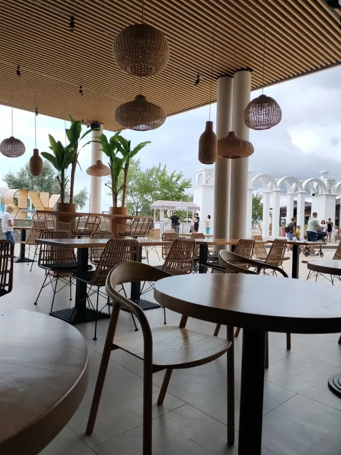 Кафе Greek Street в Анапе: Греческая кухня, Заказ навынос, Летняя терраса, Доставка, Европейская кухня,