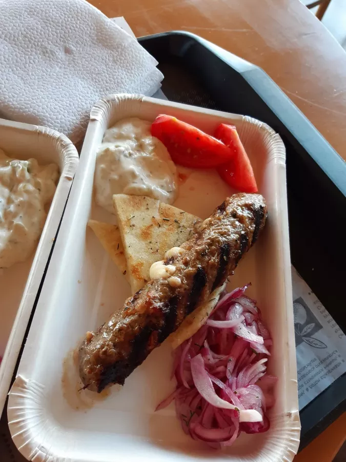 Кафе Greek Street в Анапе: Греческая кухня, Заказ навынос, Летняя терраса, Доставка, Европейская кухня,