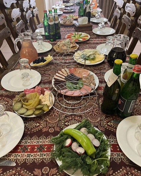 Барбекю-ресторан "Шашлычный двор".