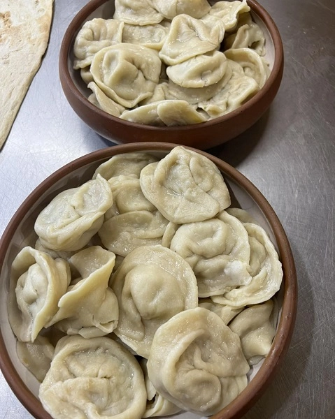 Барбекю-ресторан "Шашлычный двор".