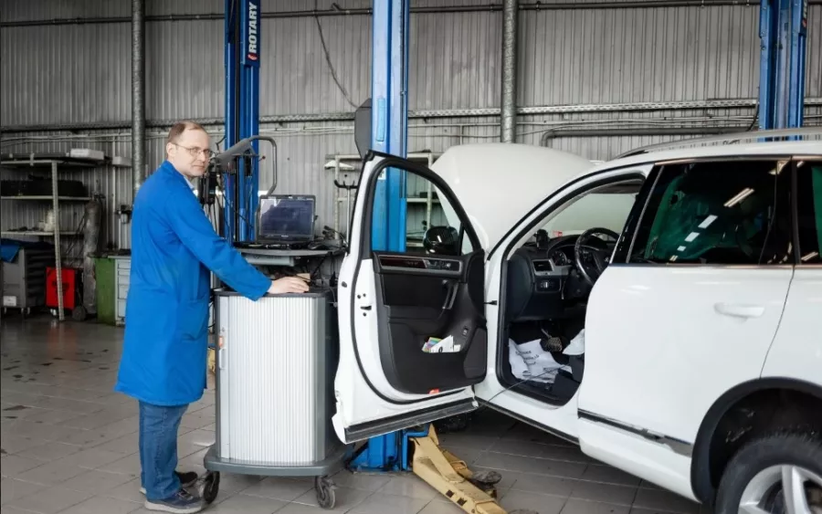 Продажа легковых автомобилей Автотехцентр Немецкий Дом в Москве: Авторемонт, Ремонт ходовой, Шиномонтаж, Возможна запись,