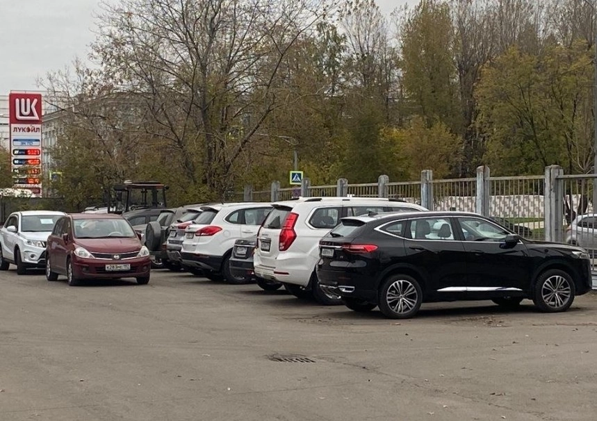 Автозапчасти для иномарок Магазин автозапчастей и станция технического обслуживания в Москве: Шины / Диски, Двигатели, Выхлопная система, Электрика, Кузовной Ремонт, Трансмиссия,