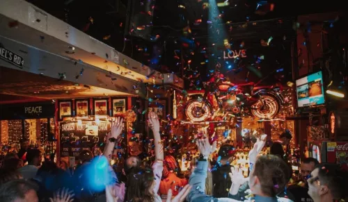 Кафе-бар The old school pub  в  Москве