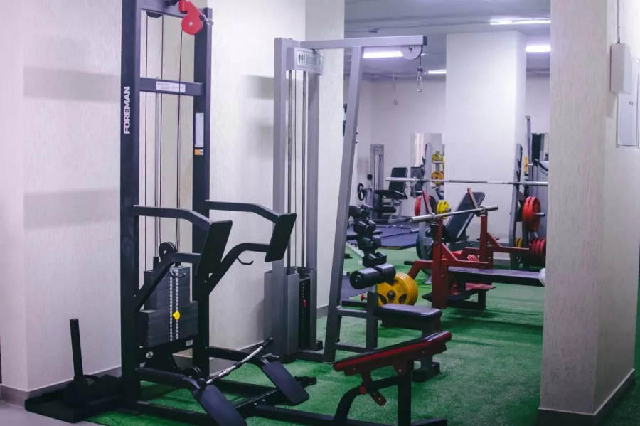 Фитнес клуб Legenda.GYM в Краснодаре: Детский уголок, Фитнес бар, TRX тренировки, Танцевальные программы, Боевые искусства, Фитнес для детей,