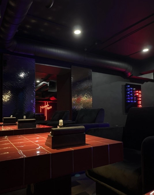 Лаундж-бар HookahPlace Futura в Москве: Коктейльный бар, Винная карта, Живая музыка, Заказ столиков, VIP-зал,