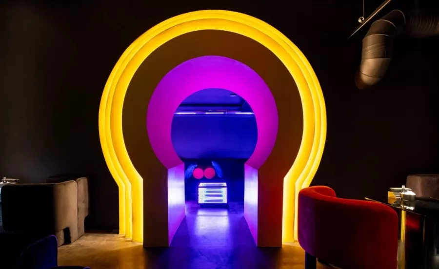 Лаундж-бар HookahPlace Futura в Москве: Коктейльный бар, Винная карта, Живая музыка, Заказ столиков, VIP-зал,