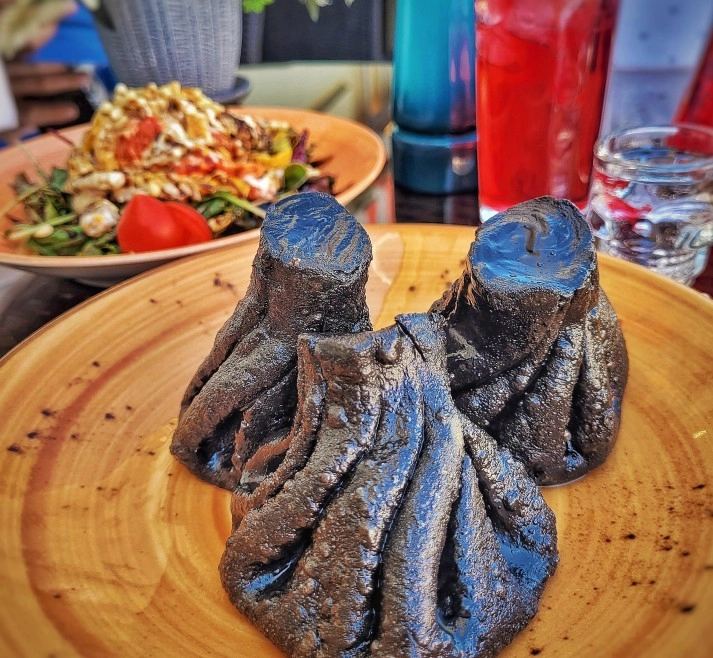 Кафе Хинкали vs Бургеры в Москве: Грузинская кухня, Заказ столиков, Летняя терраса, Бургеры, VIP-зал,