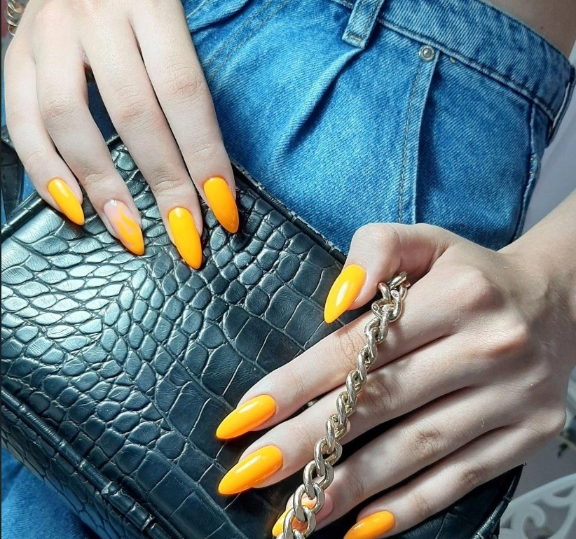 Студия красоты Irina krutik. Nails & beauty в Санкт-Петербурге: Ногтевая студия, Эпиляция, Ресницы и брови, Услуги косметолога,
