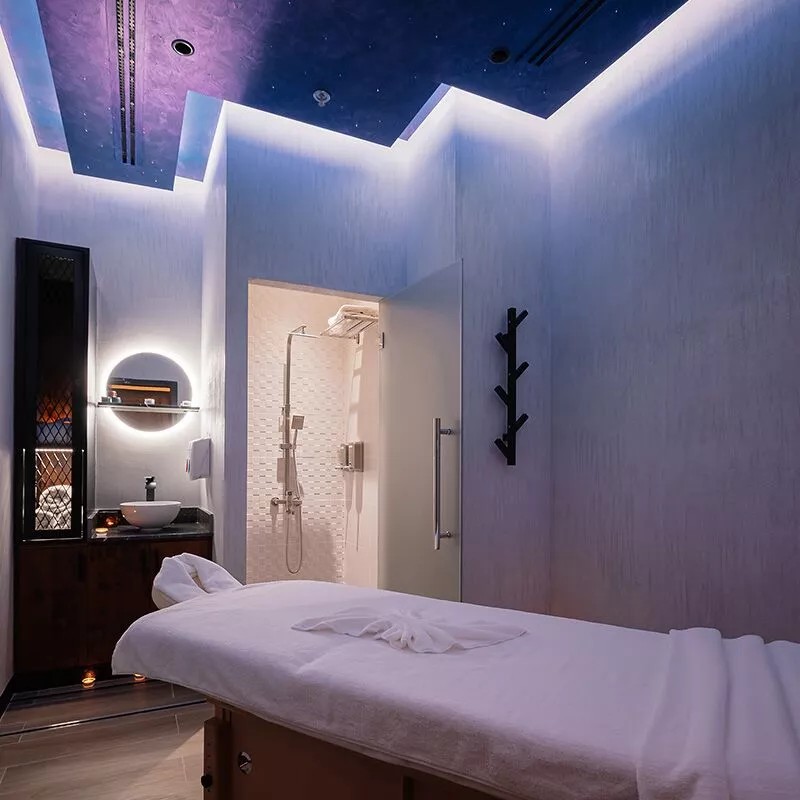Мужской спа салон Jazz Lounge Spa в голден галереи в Дубаи: Мужские услуги , Стрижка , Барбер, Уход для мужчин , Массаж,