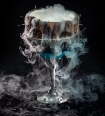Центр паровых коктейлей "Nova Lounge".