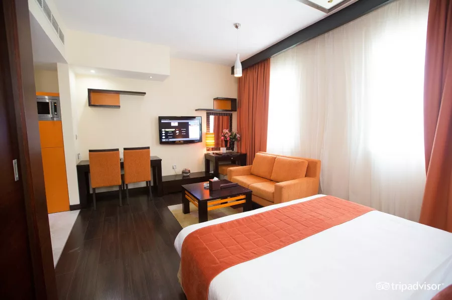 Отель Marina View Deluxe в Дубаи: Апартаменты , Фитнес , Бассейн , Бар , Квартирные номера , Ресторан,