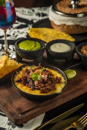 Мексиканский ресторан Tulum в Дубаи: Мексиканская кухня , Тако , Коктейли , Экзотическая еда , Морепродукты ,