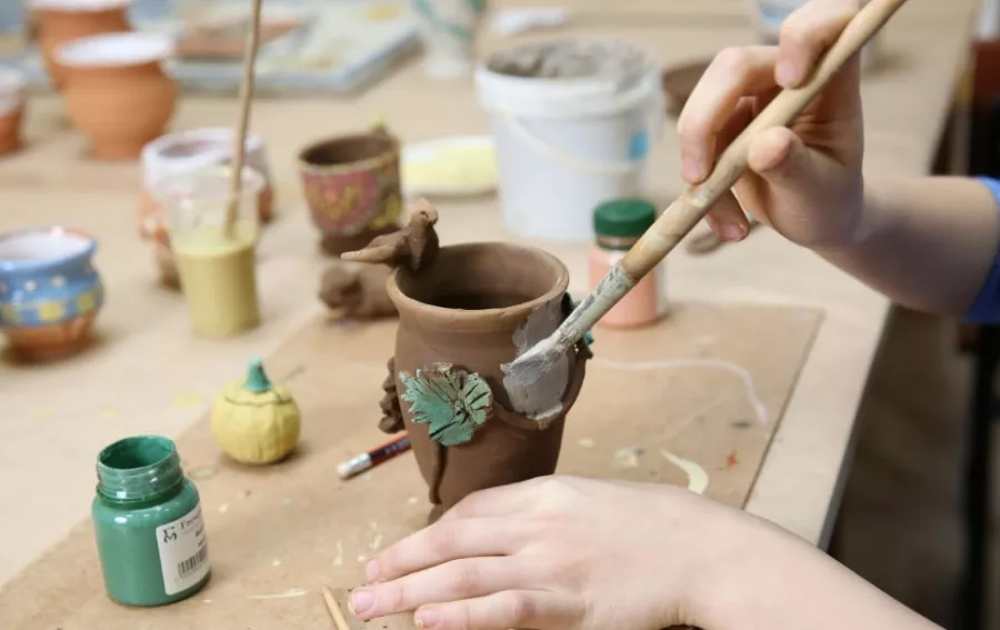 Детские художественные школы Школа изящных искусств в Сочи: Творчество, Мастер-классы, Рисование, Гончарная мастерская , Хобби,