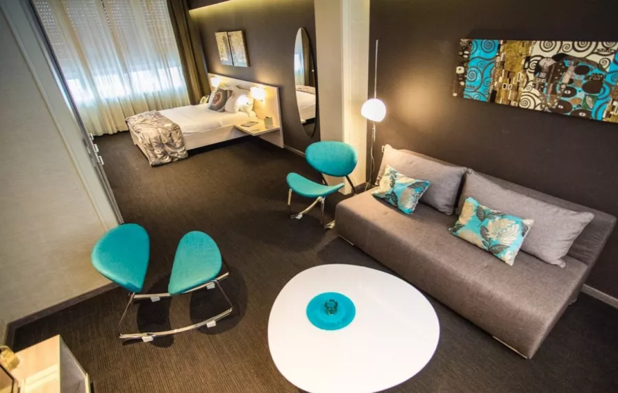 Hotel Prince Hall в Белграде: Отель, Путешествие, Чилим,