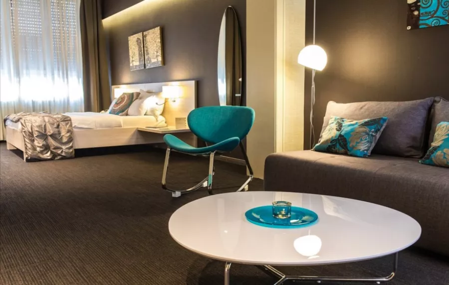 Hotel Prince Hall в Белграде: Отель, Путешествие, Чилим,
