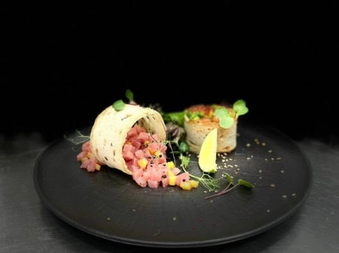 Бар Bellini Bar в Адлере: Еда, Вино, Бар, Ресторан, Клуб, Европейская кухня, Живая музыка, Танцы, Вкусно, Банкет,