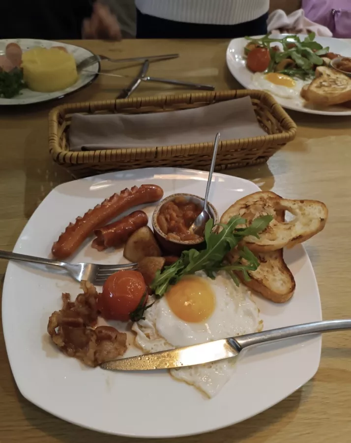 Ресторан La Iuna в Сочи: Ресторан, Кавказская кухня, Вегетарианское меню, Армянская кухня, Покушать,