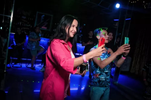 Ночной клуб Friend Zone  в  Краснодаре