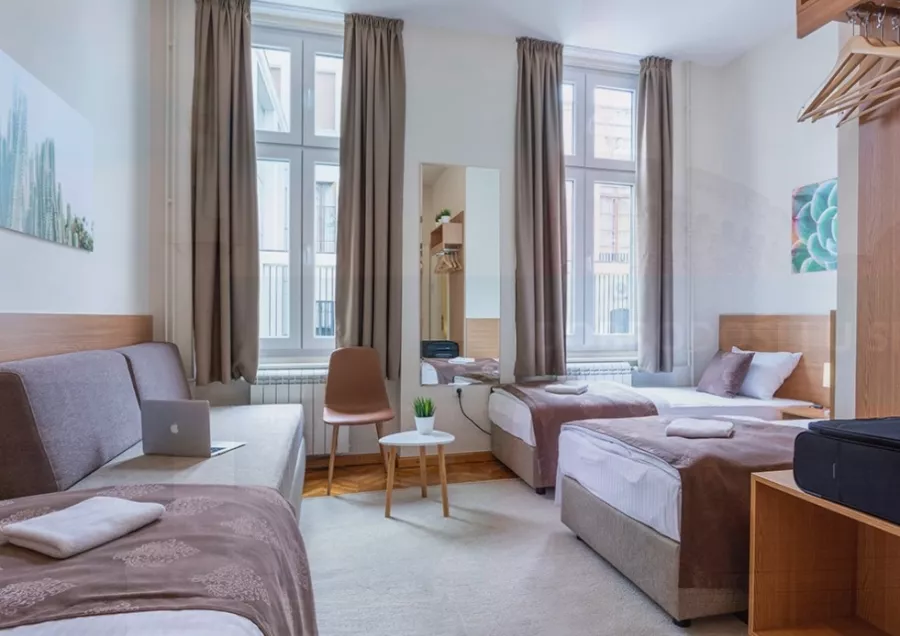 Booking Rooms в Белграде: Комнаты, Путешествие, Чилим, Номера,