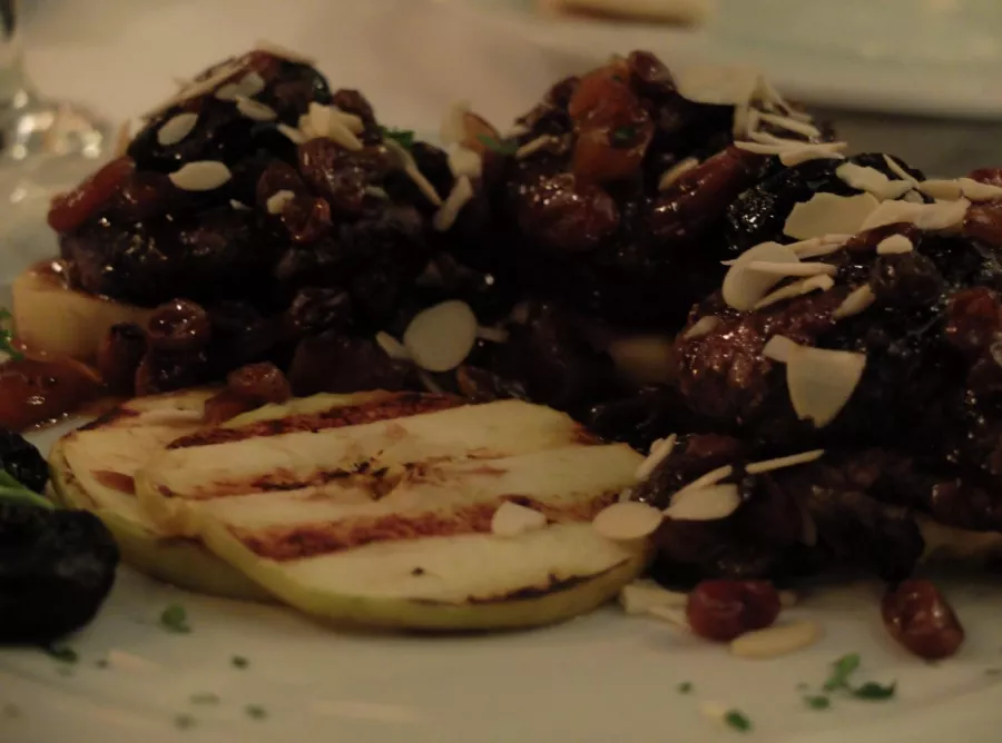 Restoran Lovac в Белграде: Ресторан, Чилим, Покушать,