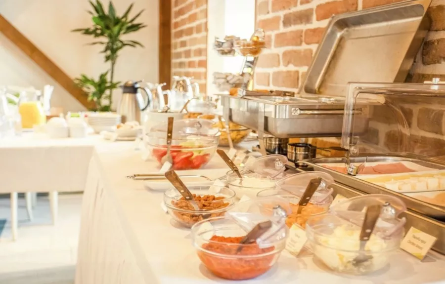 Garni Hotel Zavicaj в Белграде: Отель, Путешествие, Чилим,