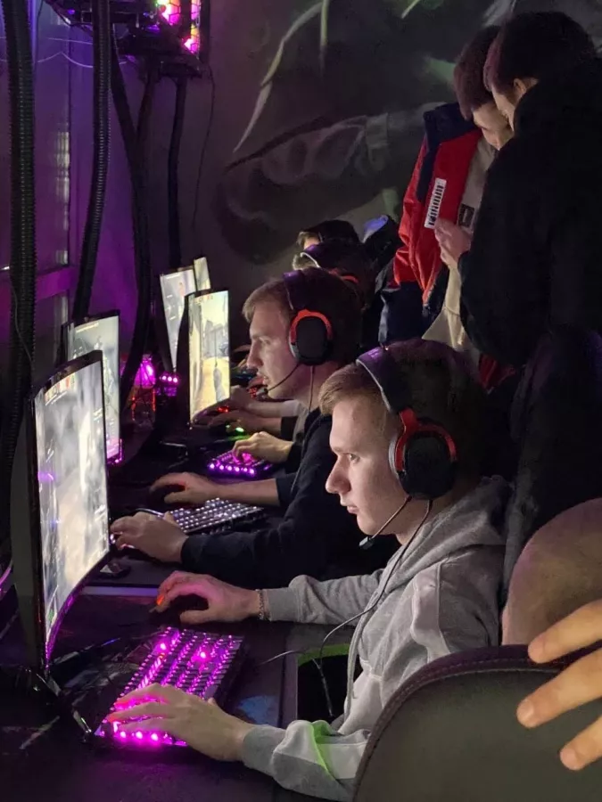Компьютерный клуб КК в Краснодаре: Чилим, Киберспорт, Кафе, Games, Компьютерные игры, Для души, Компьютерный клуб, Круглосуточно, CS:GO, 24/7,