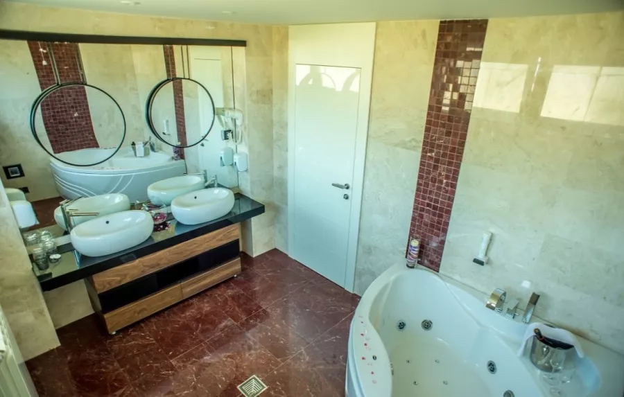 Hotel Hedonic в Белграде: Отель, Путешествие, Чилим,
