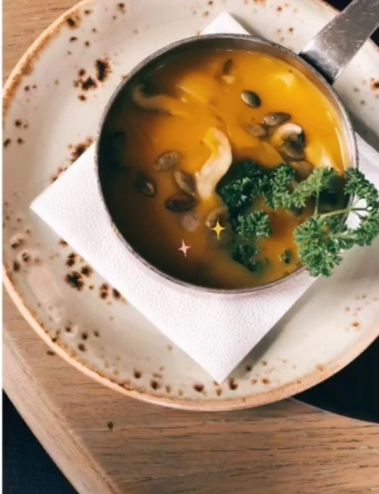 Кафе Мечта в Москве: Русская кухня, Винная карта, Заказ навынос, Летняя терраса, Японская кухня,
